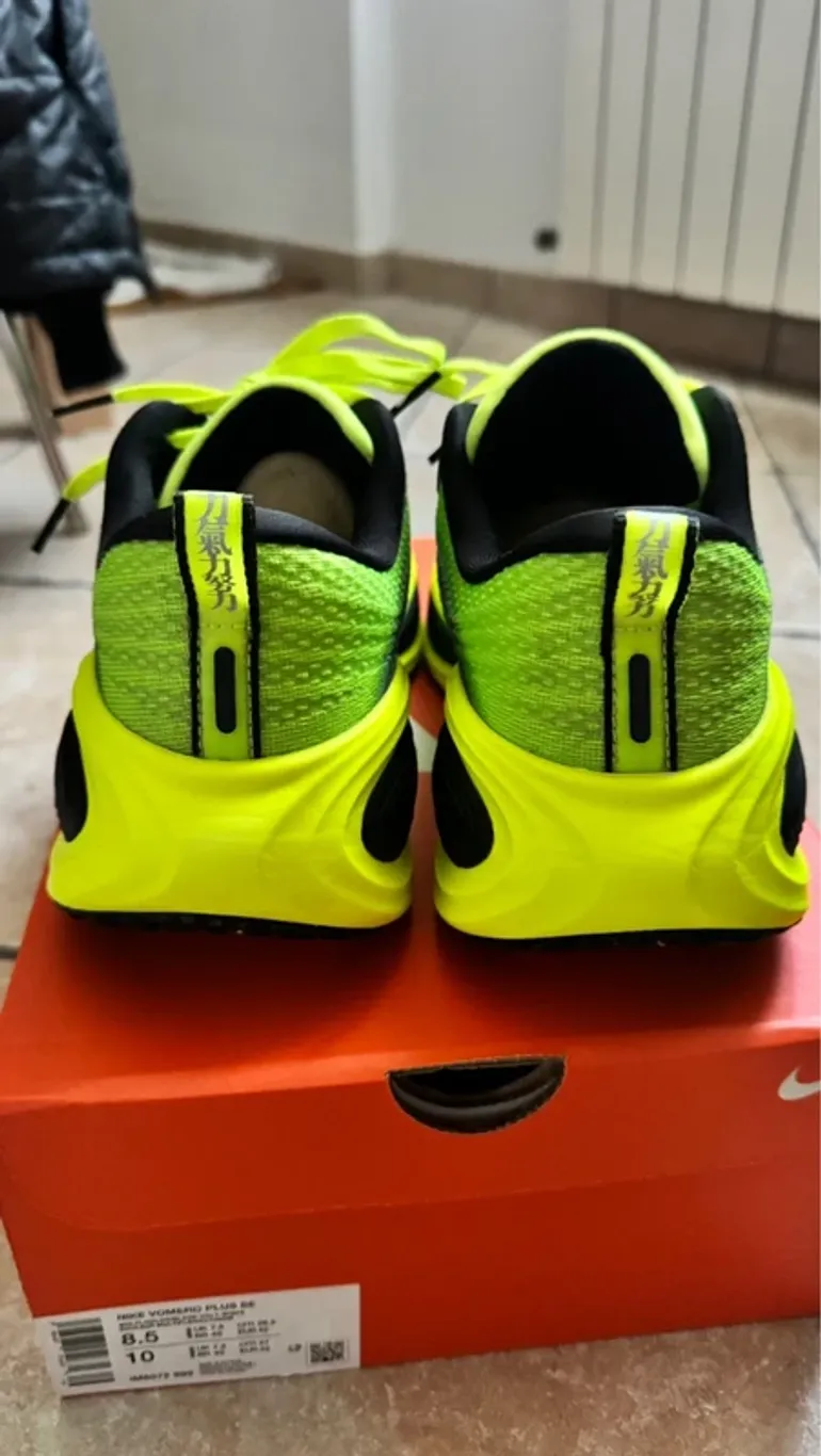 Used Saucony Vomero Plus SE bike — image 4 of 8