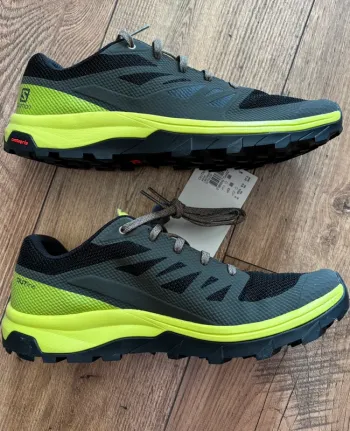 Used Salomon Outline Running Shoes