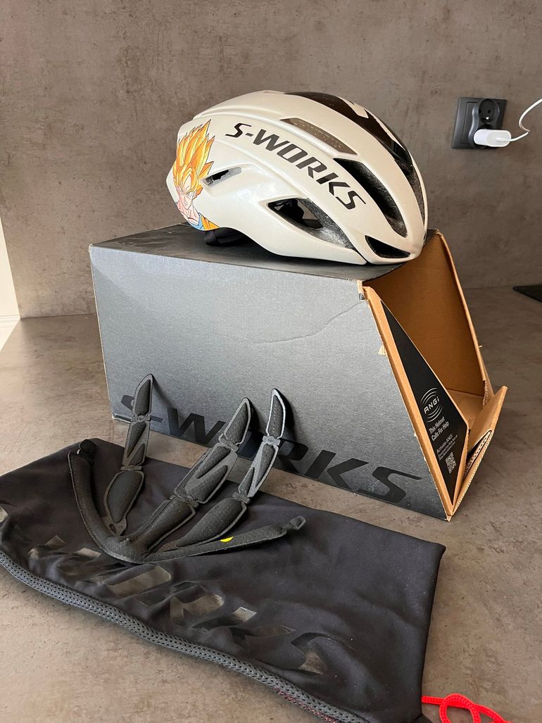 Używany Specialized Evade II Helmet bike — zdjęcie 2 z 6