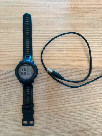 Used Garmin Instinct 2 Solar Electronics