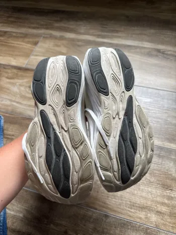 New Balance Fresh Foam x 1080 v14 bike de segunda mano — imagen 3 de 5