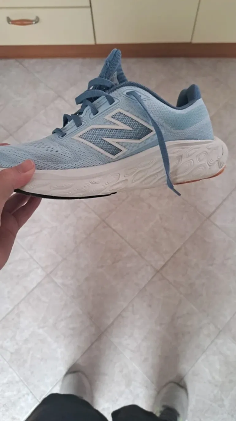 Used New Balance 880 bike — image 4 of 5