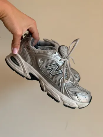 New Balance 530 Running Shoes usato