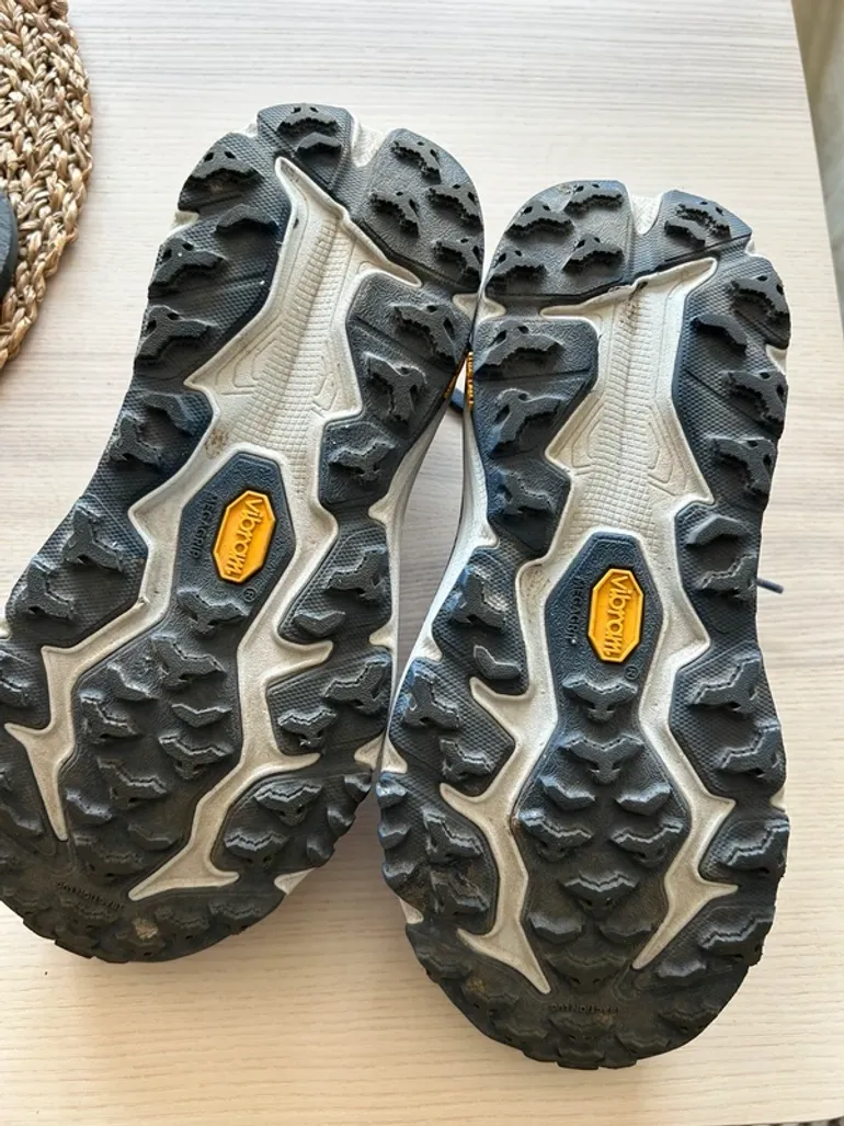 Used Hoka Speedgoat 6 bike — image 4 of 4