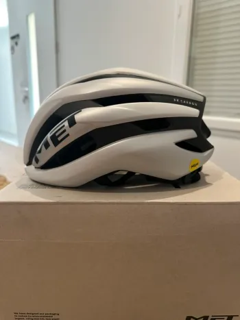Brugt MET Trenta 3K Mips 2026 bike — billede 2 af 5
