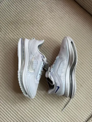Used Pegasus Premium Running Shoes