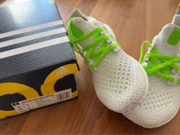 Adidas UltraBoost Clima Running Shoes d'occasion