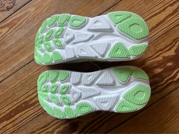 Used Hoka Clifton 11 bike — image 3 of 8