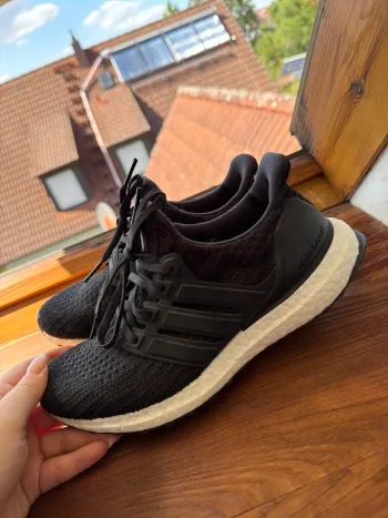 Used Adidas Ultra Boost bike — image 3 of 5