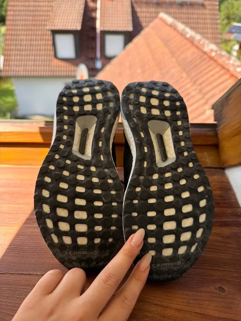 Used Adidas Ultra Boost bike — image 2 of 5