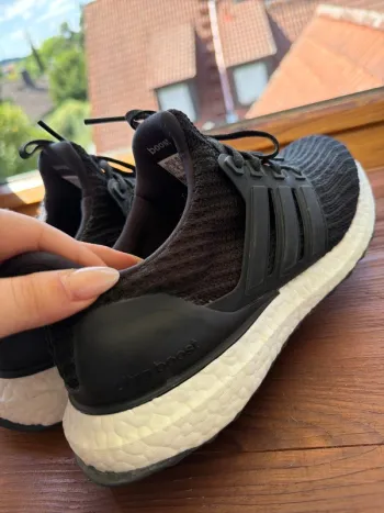 Used Adidas Ultra Boost bike — image 5 of 5