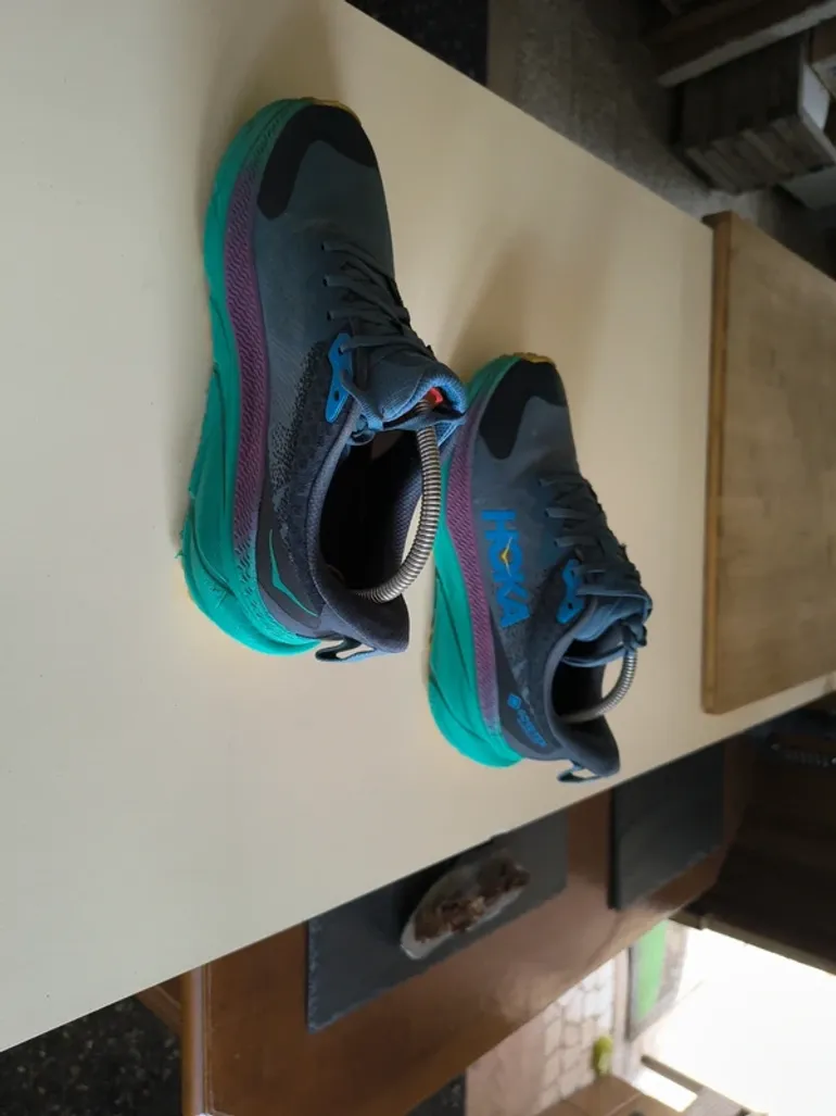 Used Hoka Unisex Running Shoes bike — image 2 of 5