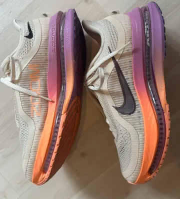 Used Vortrieb Pegasus Premium Running Shoes