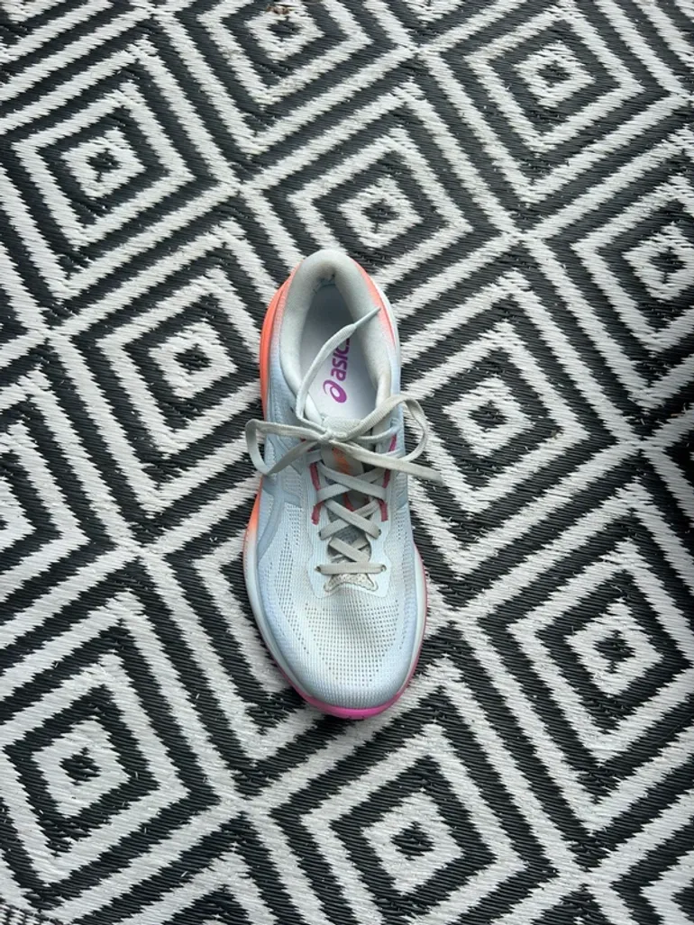 Asics Gel Cumulus 28 bike d'occasion — image 6 sur 9