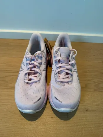 Tweedehands Asics Gel Cumulus 26 bike — afbeelding 2 van 7