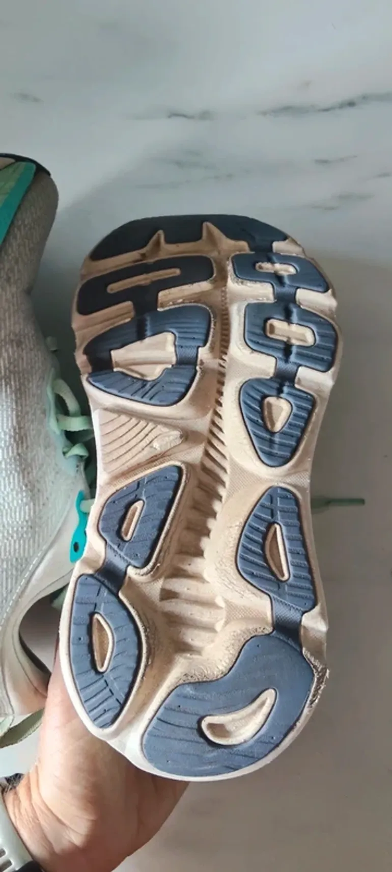 Used Hoka Gaviota 5 bike — image 6 of 9