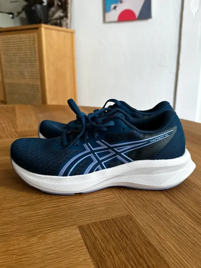 Used Asics Laufschuhe bike — image 5 of 5