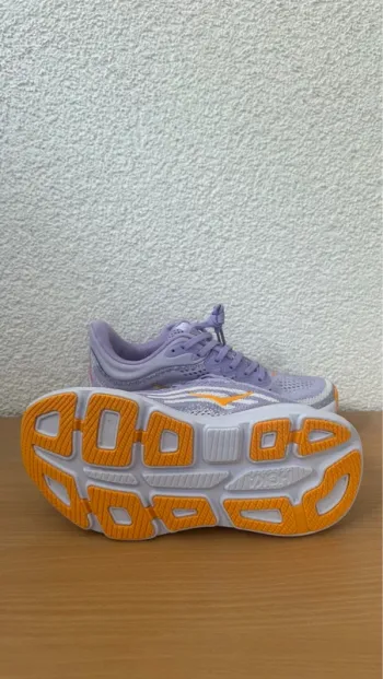 Hoka Bondi 9 bike usato — immagine 3 di 5
