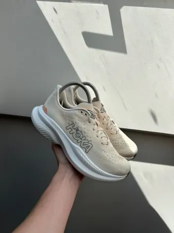 Hoka Mach 6 Running Shoes usato