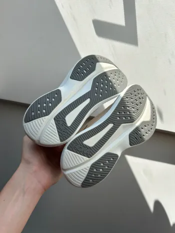 Hoka Mach 6 bike usato — immagine 5 di 14