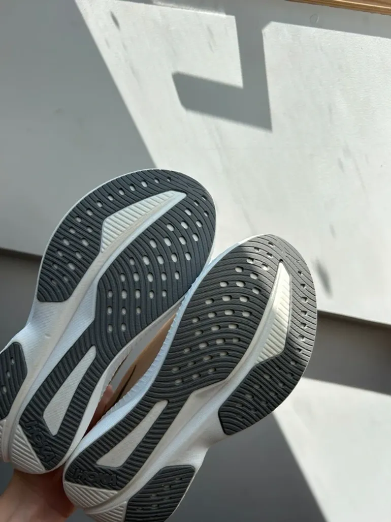 Hoka Mach 6 bike usato — immagine 6 di 14