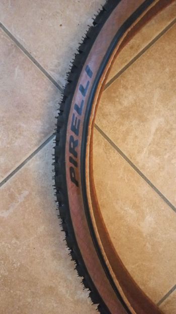 Pirelli Scorpion 2026 Tyres & Tubes d'occasion