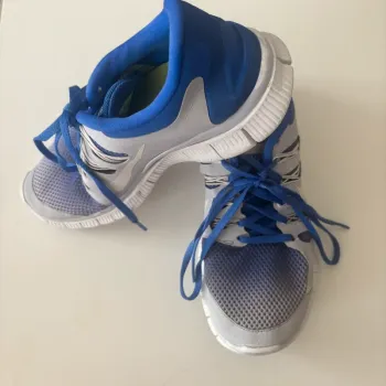 Used Nike Free 5.0 bike — image 2 of 9