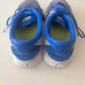 Used Nike Free 5.0 bike — image 6 of 9
