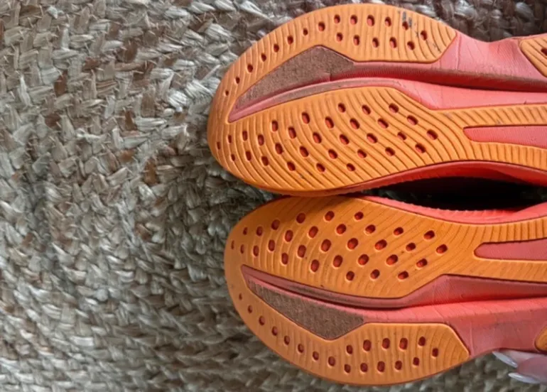 Used Hoka Running Shoes bike — image 7 of 10