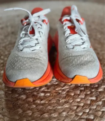 Used Hoka Running Shoes bike — image 5 of 10