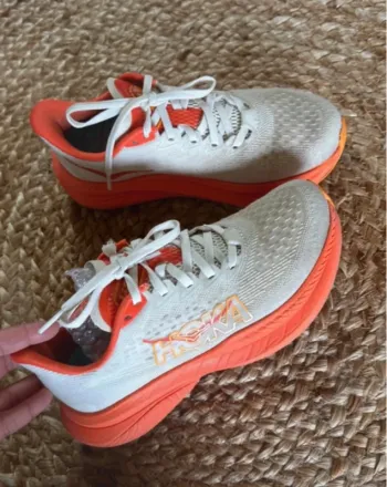 Used Hoka Running Shoes bike — image 2 of 10