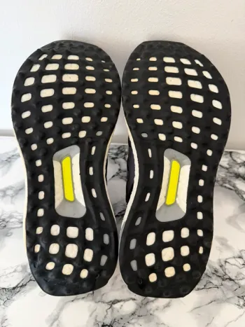 Used Adidas Ultraboost 1.0 bike — image 4 of 7