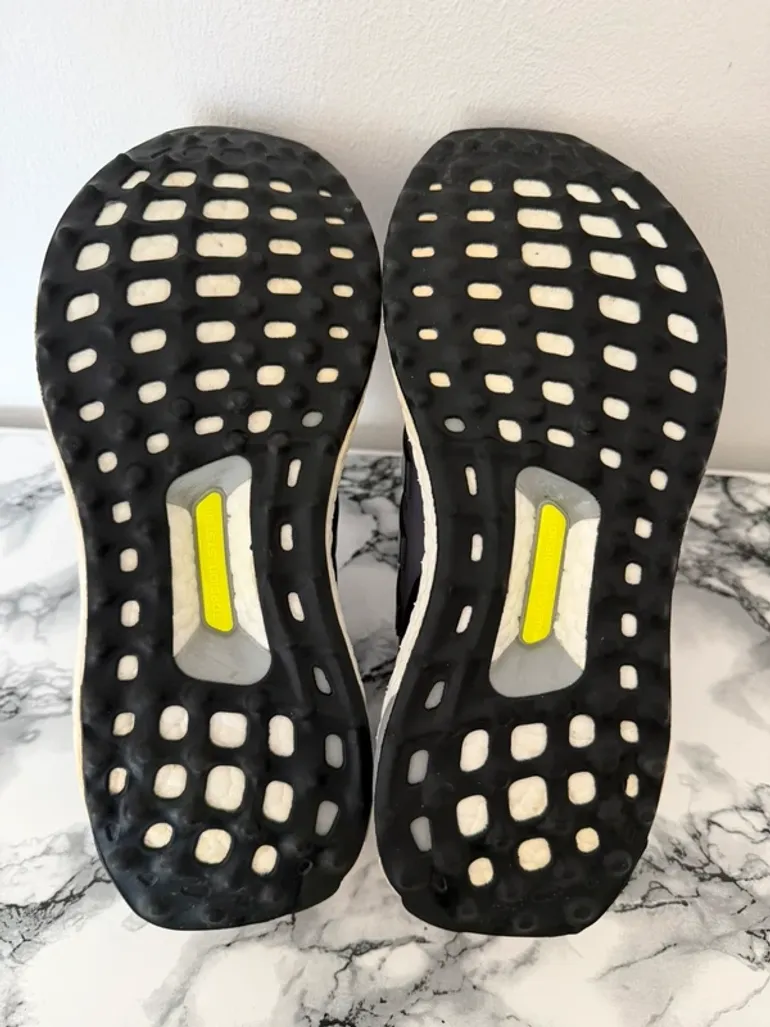 Used Adidas Ultraboost 1.0 bike — image 4 of 7