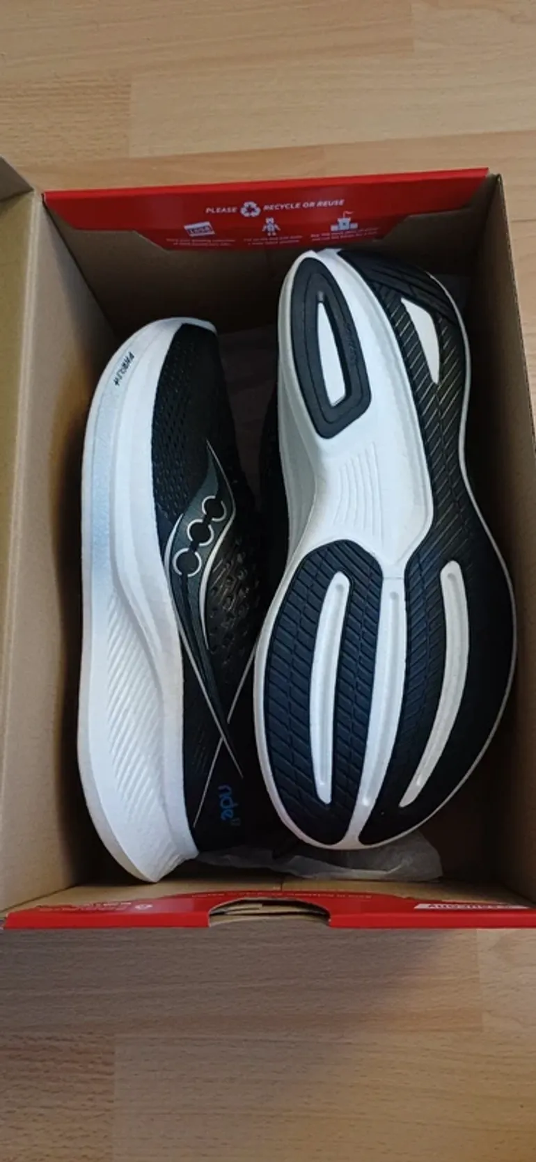 Tweedehands Saucony Ride 17 bike — afbeelding 2 van 3