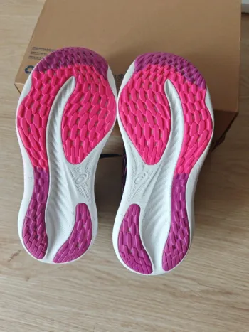 Käytetty Asics Gel-Nimbus 26 bike — kuva 10 / 12