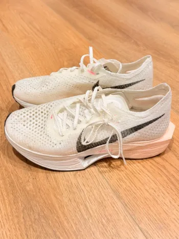 Tweedehands Nike Vaporfly Running Shoes