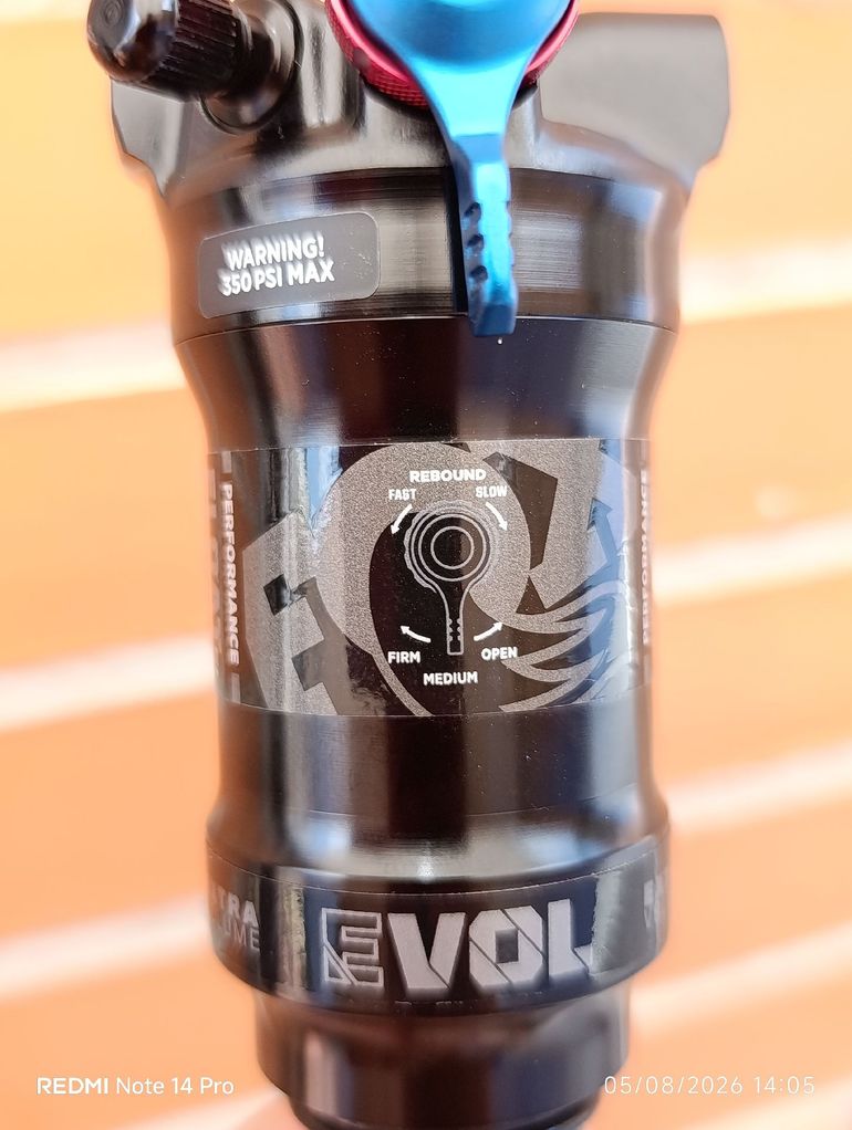 Brugt Fox Float SL Trunnion Performance 3 Pos. EVOL SV 2024 bike — billede 7 af 19