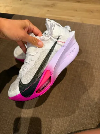 Nike Alphafly 3 bike d'occasion — image 2 sur 7
