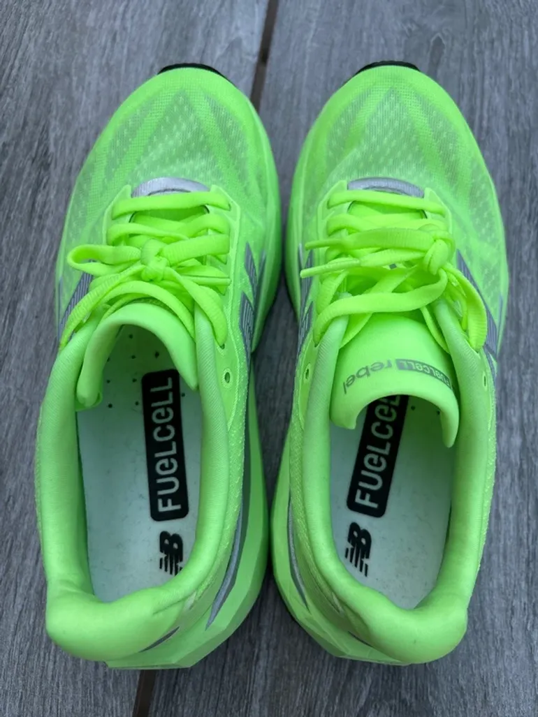 Gebrauchtes New Balance FuelCell Rebel v3 bike — Bild 7 von 8