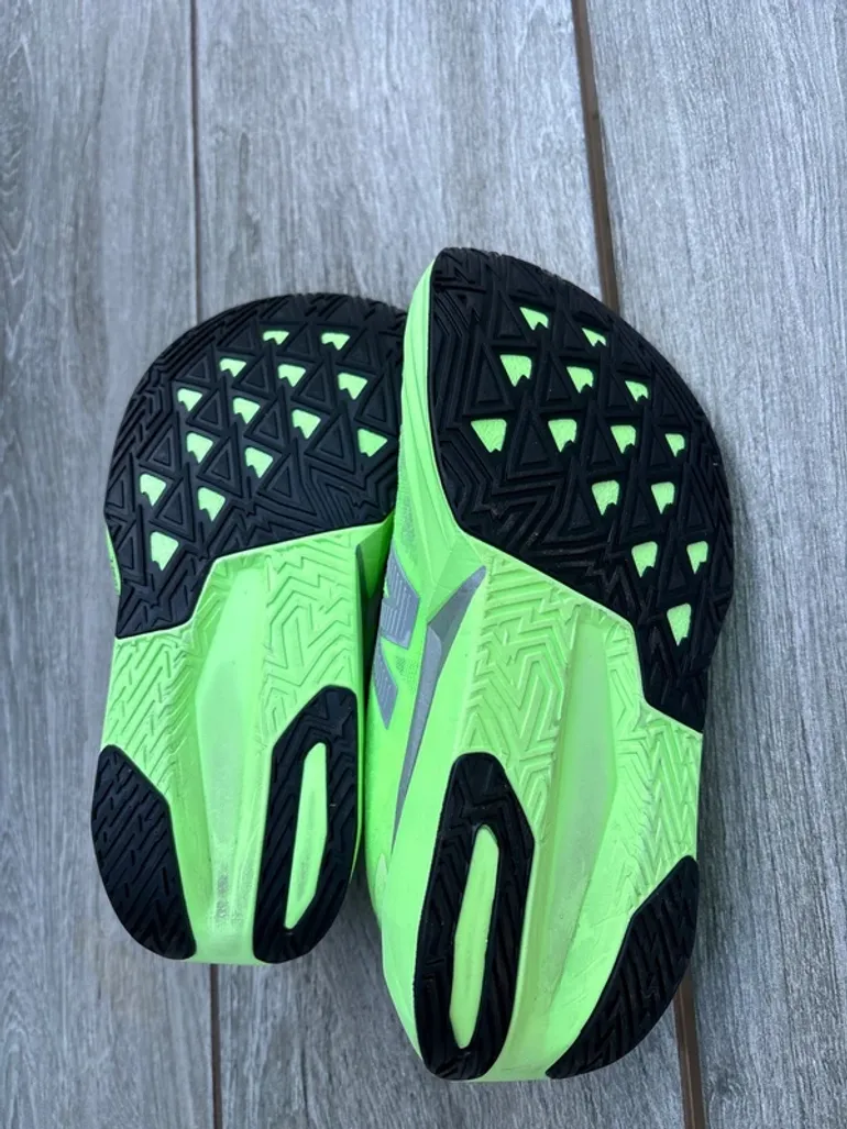 Gebrauchtes New Balance FuelCell Rebel v3 bike — Bild 6 von 8