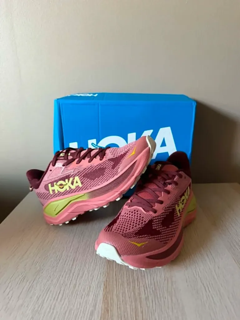 Použité Hoka Challenger 8 bike — obrázek 2 z 7