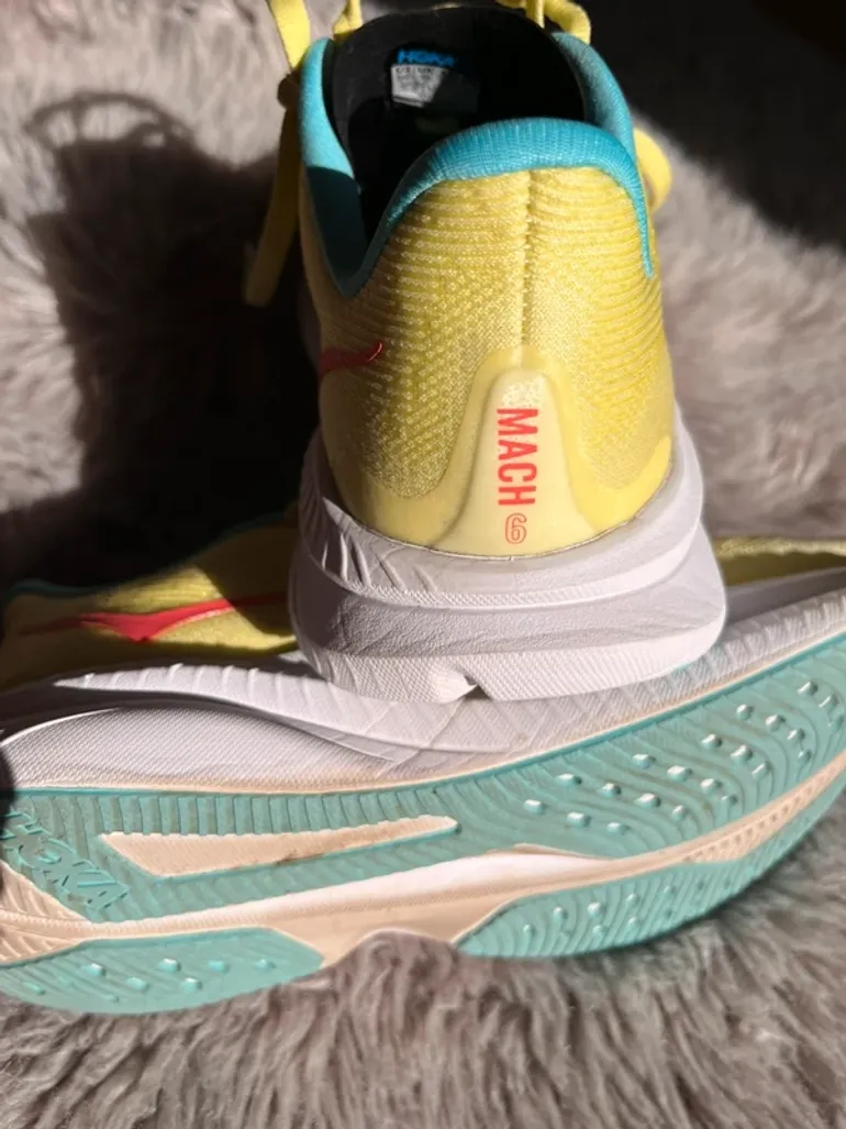Tweedehands Hoka Mach 6 bike — afbeelding 3 van 5