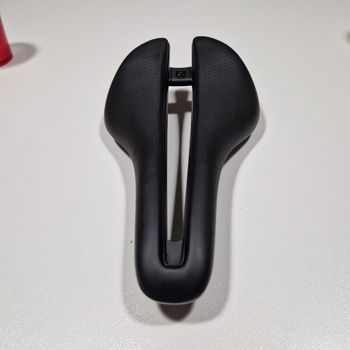 Gebrauchtes Bontrager Aeolus Pro 2025 Saddles & Seatposts