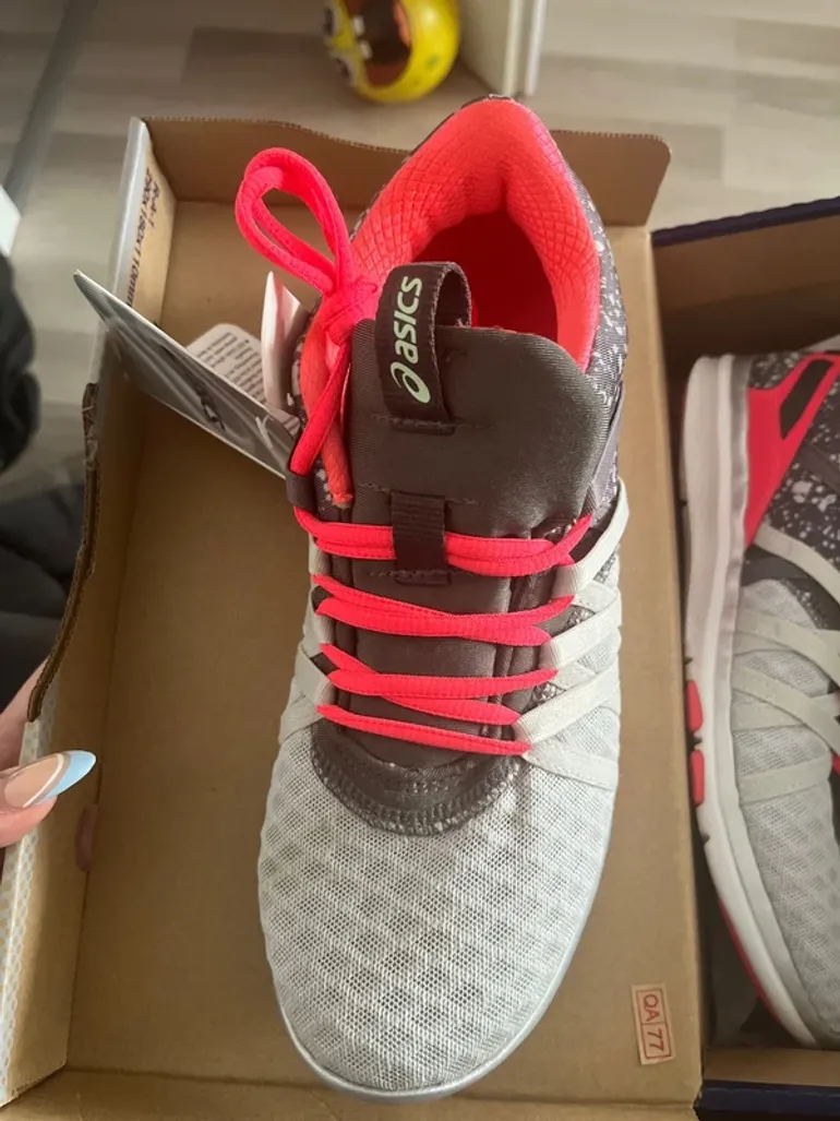 Gebrauchtes Asics Sportschuhe bike — Bild 2 von 3
