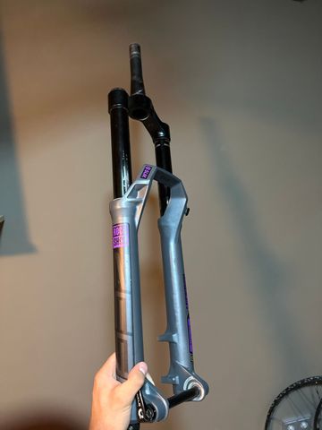 Brugt RockShox ZEB Ultimate 2024 bike — billede 4 af 10