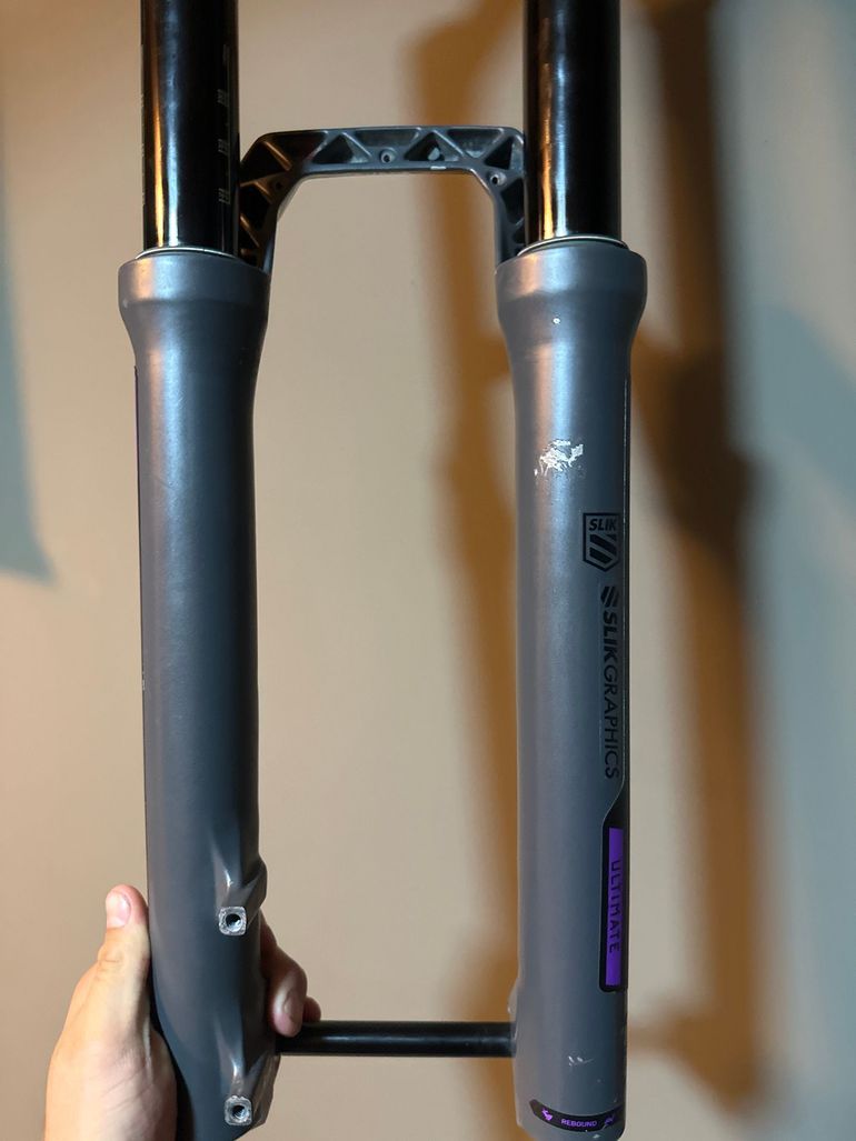 Brugt RockShox ZEB Ultimate 2024 bike — billede 7 af 10