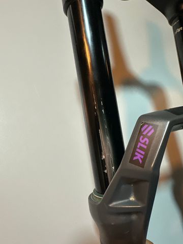 Brugt RockShox ZEB Ultimate 2024 bike — billede 2 af 10