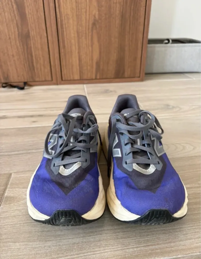 New Balance Fuel Cell Rebel 5 bike usato — immagine 5 di 7