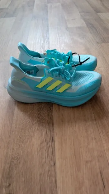 Použité Adidas Ultraboost 5 bike — obrázek 2 z 4