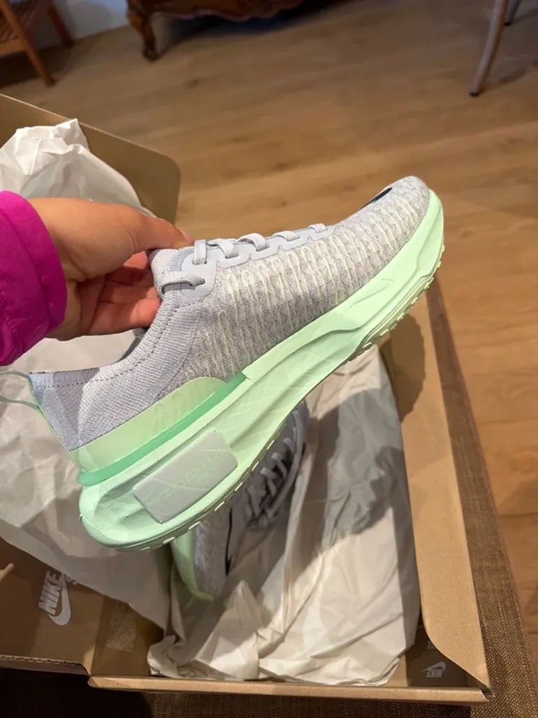 Gebrauchtes Nike Invincible Run 3 bike — Bild 4 von 8